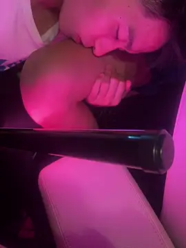 lovekiss888 webcam