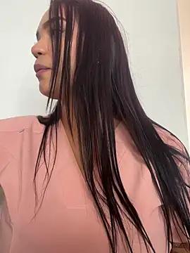 Sara-77 webcam