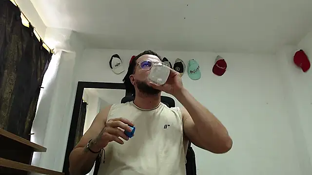 cloudsxxx webcam
