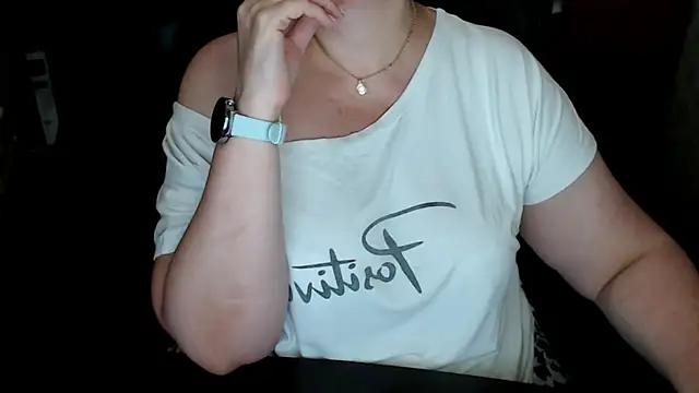 AlisaHot55 webcam