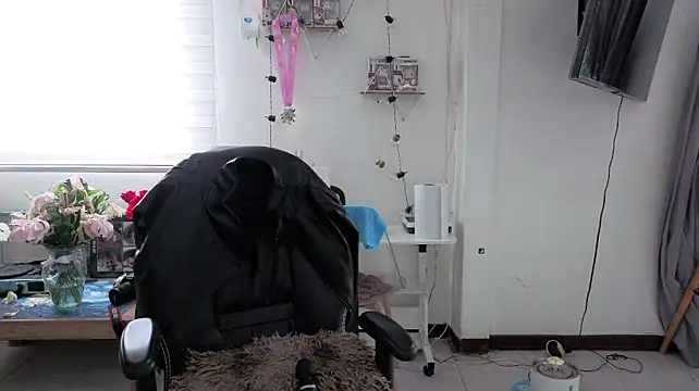 megaaann live cam on StripChat