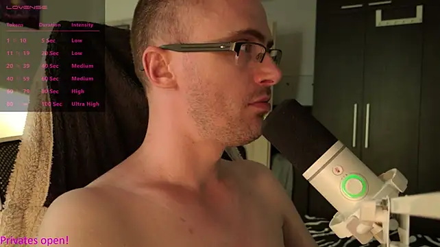 Moonsire1 live cam on StripChat