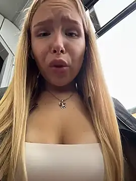 Liza_risky webcam
