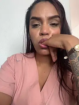 Sara-77 webcam