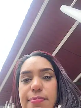 Sara-77 webcam