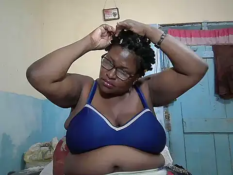sexy_bigboobss live cam on StripChat