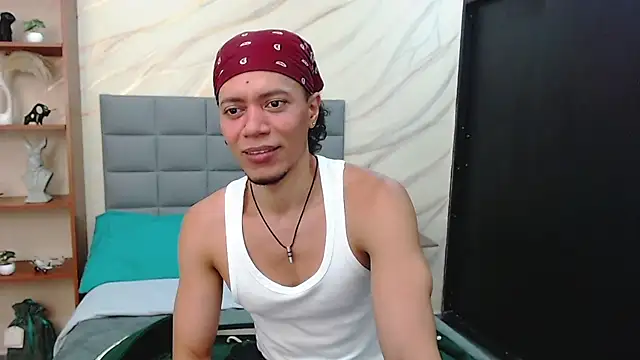 mike_rolly_hot webcam