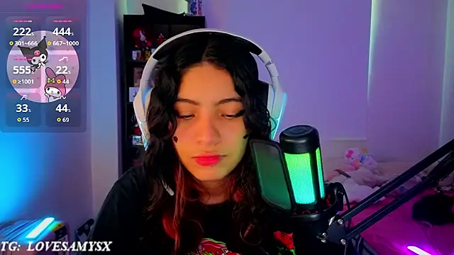 Lovelyamyy webcam