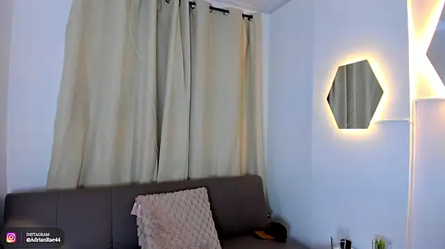 Mr_adrian webcam