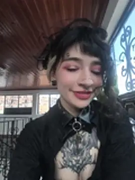 Zephirah_abney webcam