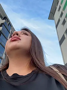 Sara_Hug webcam