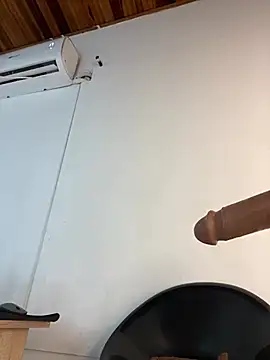 angelGgold live cam on StripChat