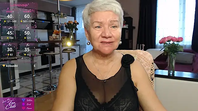roxana_brooks live cam on StripChat