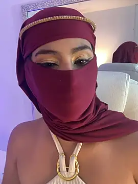 aaliyahshine (F teen) - - Remove panties and play fingers👅🔥