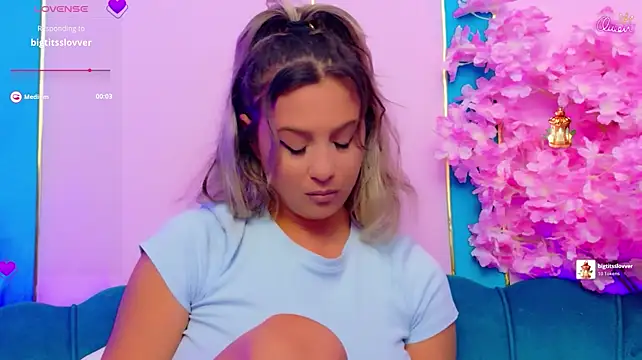 AriannaSins webcam
