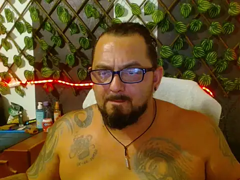 mr_wolf46 webcam