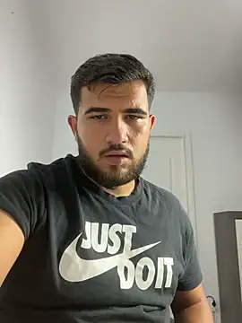NikolasKane live cam on StripChat