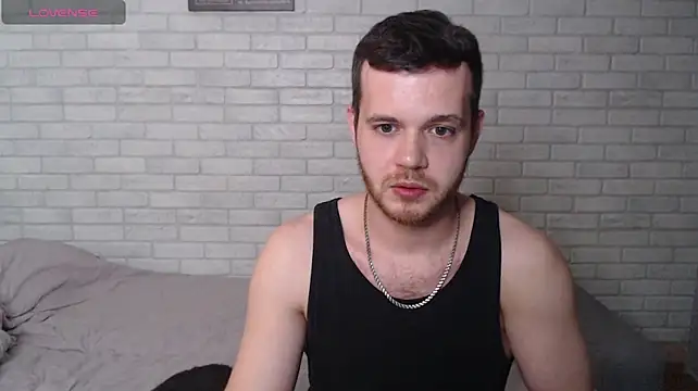 Alexxx_horny webcam