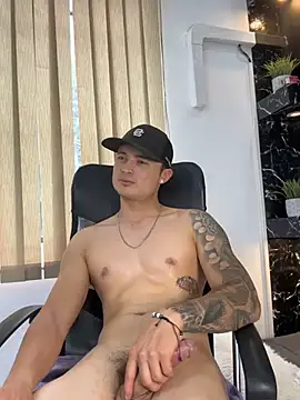 Alexander_ferre webcam