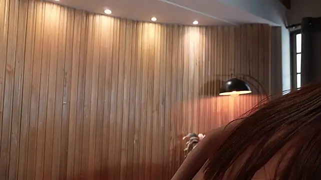 NaomiSainz webcam