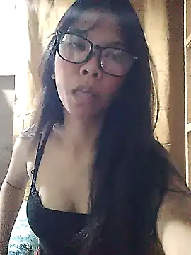 Cutie_EllaBella live cam on StripChat