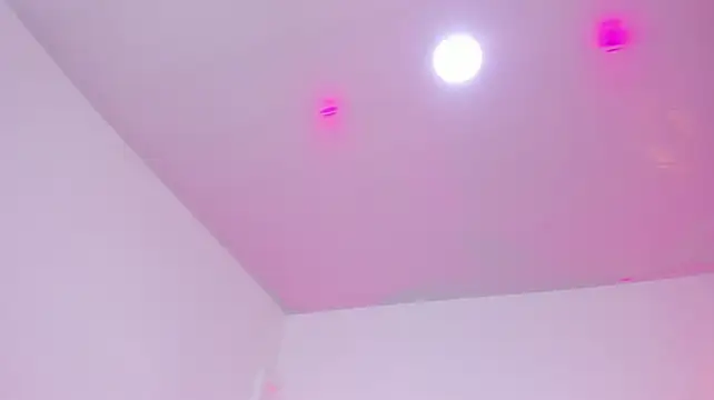 Juliette_nt live cam on StripChat