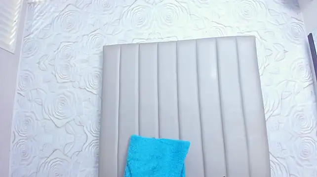 Cleopatra_Trans webcam