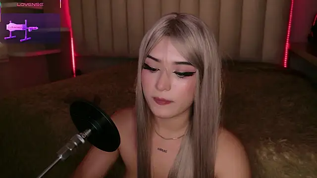Megan_mooree_ live sex cam