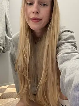 kira_mia