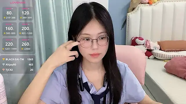 luna-666 stripchat