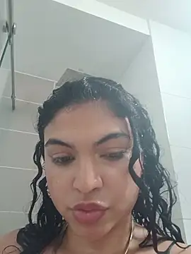 MelodyAlvarez live cam on StripChat
