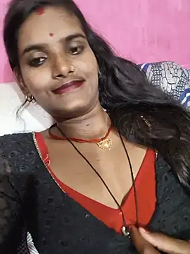 Cute_shivangi825 live cam on StripChat