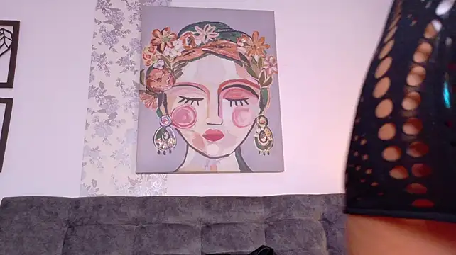 taty_miller live cam on StripChat