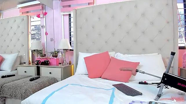 scarlett_leblanc_ live cam on StripChat