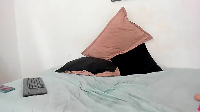 rickyfriki live cam on StripChat