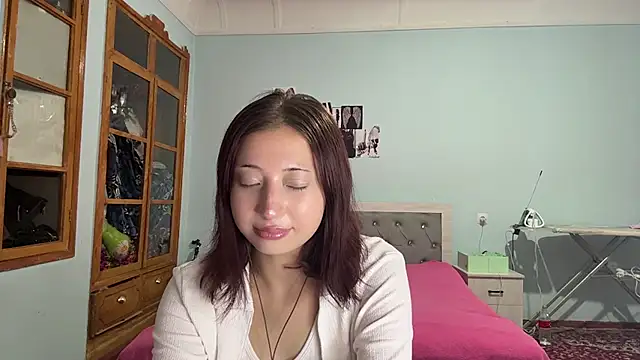 TeresitaCocanougher live cam on StripChat