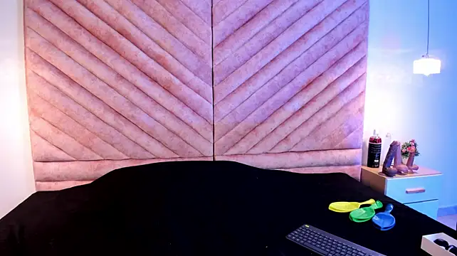 Zoe_Vg live cam on StripChat