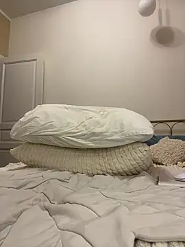 Kitty_Kisss live sex cam