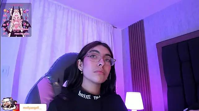 Molly_A webcam