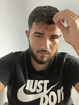 NikolasKane live sex cam