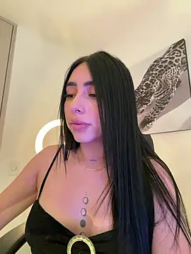 IsabellaNoir_ live cam on StripChat