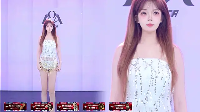 AOA-001 live cam on StripChat