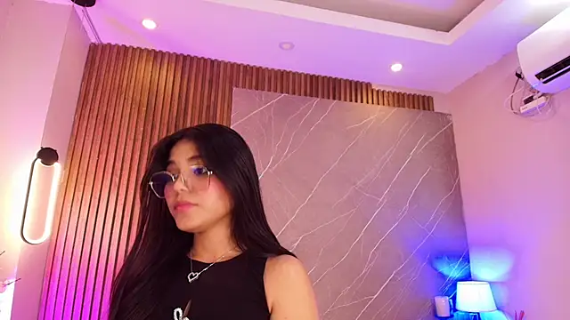 ariana_jhonson1 live webcam