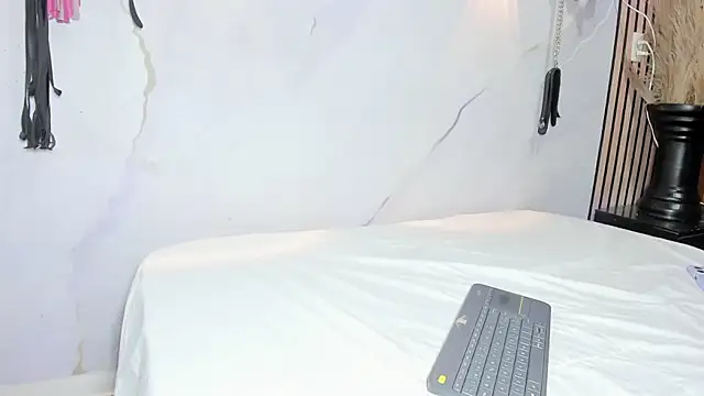 AxelAndMeredy webcam
