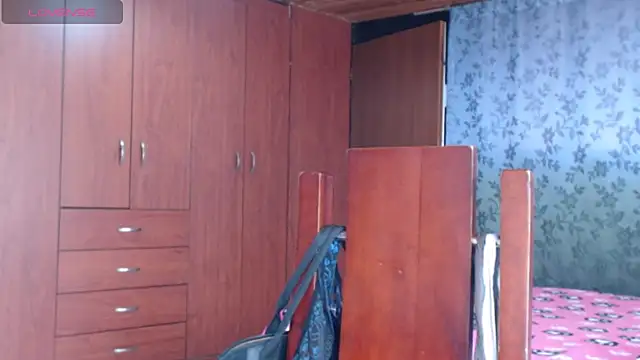 miia-big1boobs_ webcam