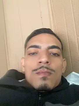 Hendricklavel1 live cam on StripChat