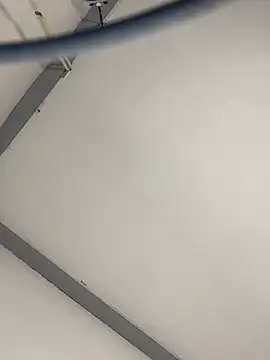 Karina_Falconer webcam