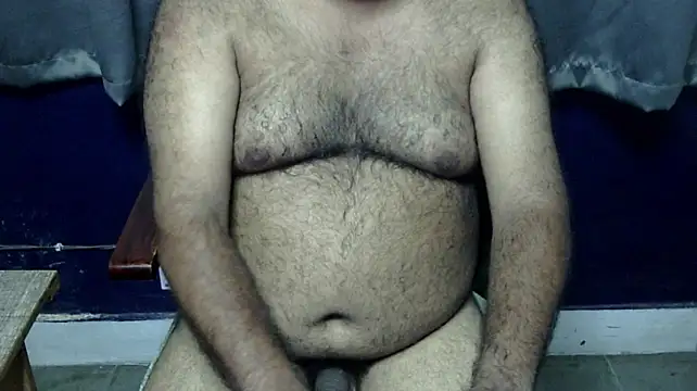 hairysubcub_70 (Ask my age) - Welcome To Daddy's Room. Make Daddy Cum.