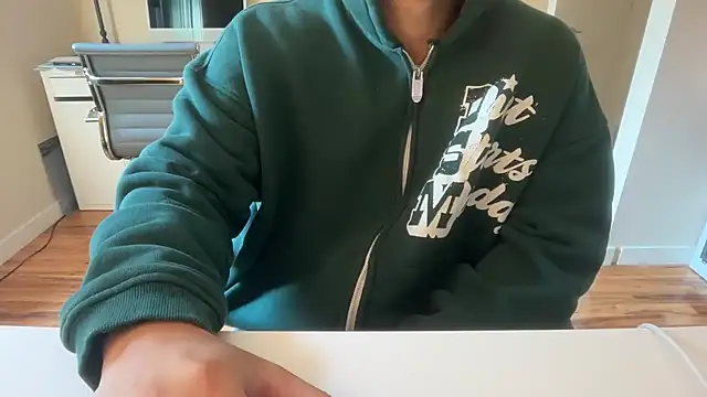 jungcock3210's live cam