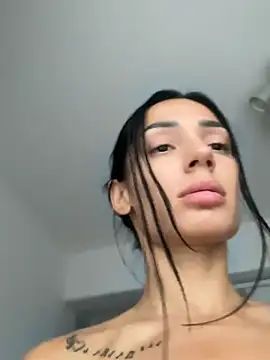 Vicky_luxe